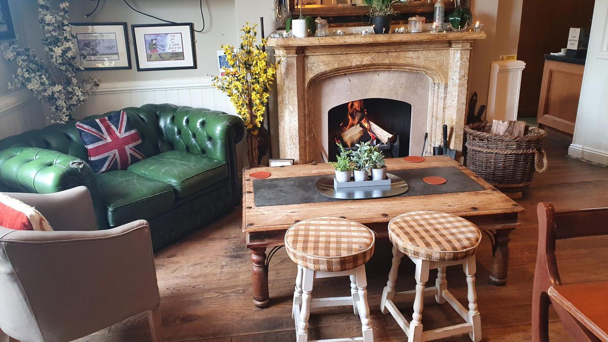 The Bedingfeld Arms 호텔 옥스버러 외부 사진